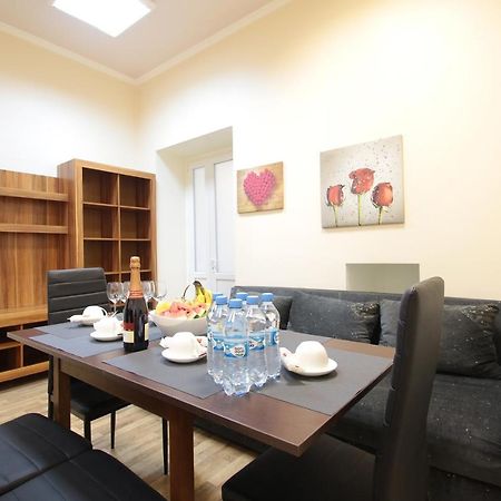 Deluxe Apartments 1326 Львів Екстер'єр фото